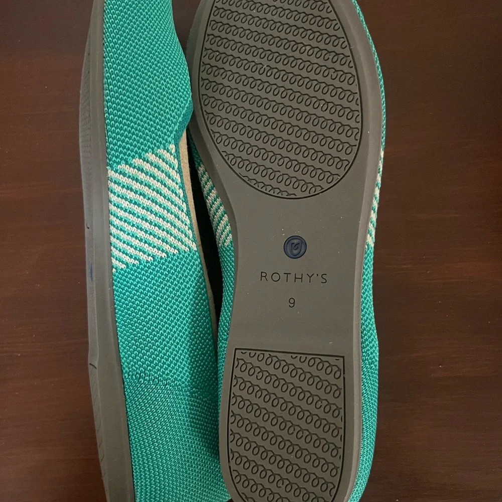 Rothy’s - Picture 2 of 2